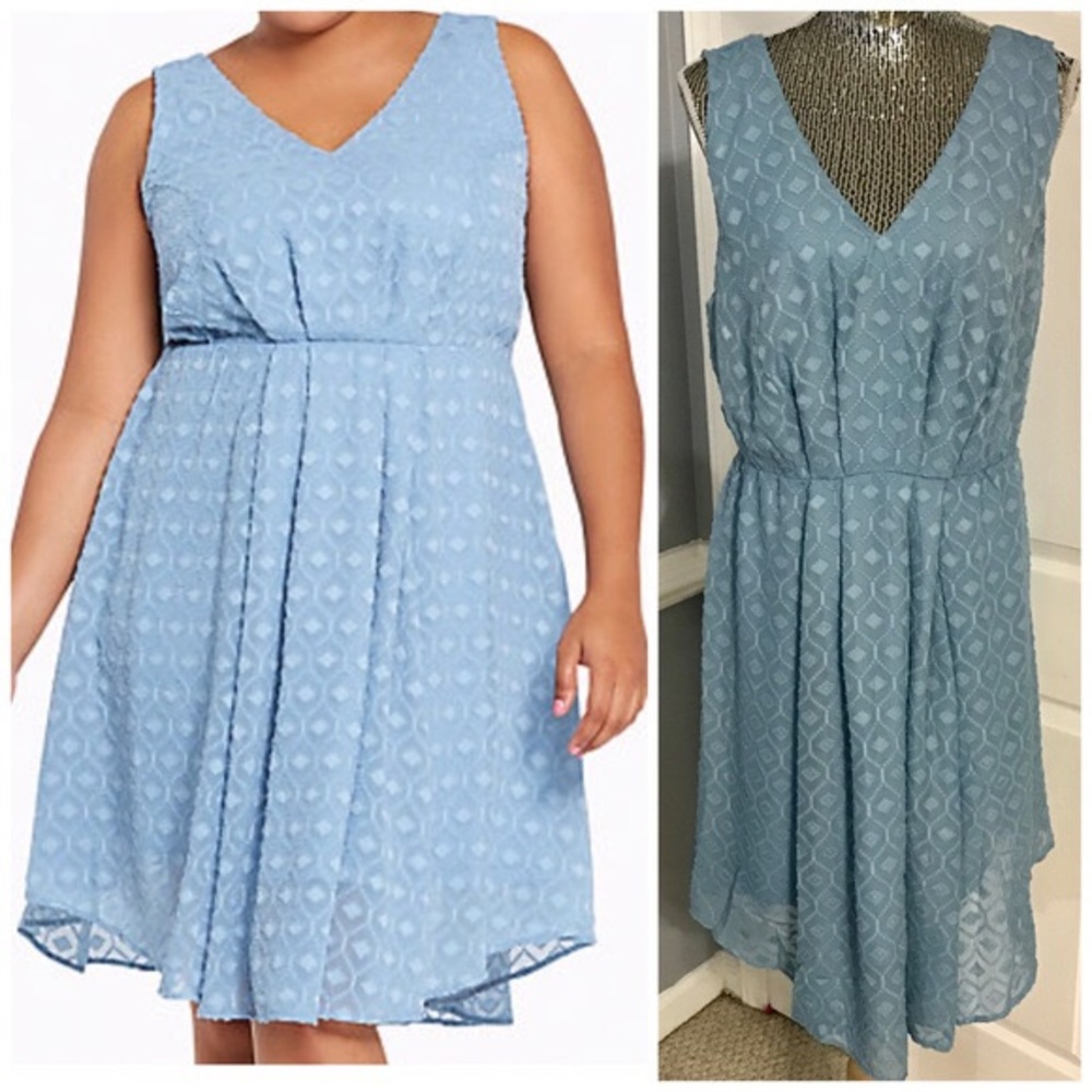 Textured blue dress